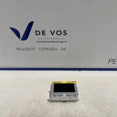 Peugeot 2008 1.6 Blue HDi 100 Interior display BHY-BH01 2015 1613287780-1623840080-9808559180