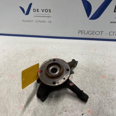 Opel Corsa 1.2 Turbo 12V 100 Fusee links-voor 2020 9826878080