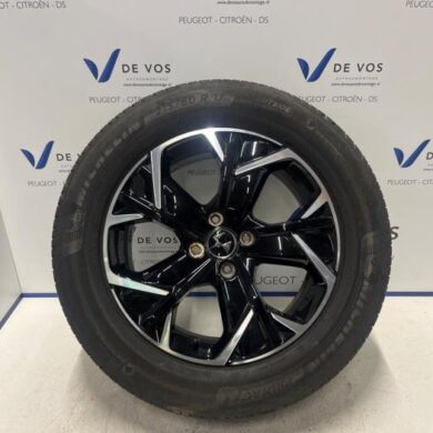 DS Automobiles DS3 Crossback 1.2 12V PureTech 100 Wheel + tyre 2021 98252870ZR