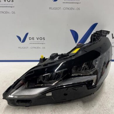 Peugeot 3008 1.6 16V HYbrid 225 Headlight, left 2024 1675889580