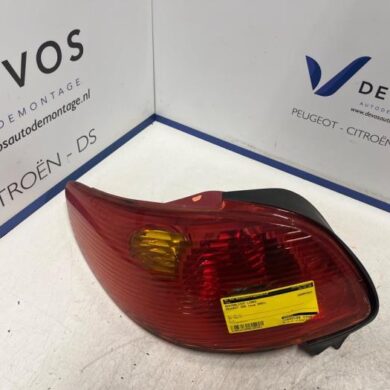 Peugeot 206 1.6 16V Taillight, left 2003 6350S1