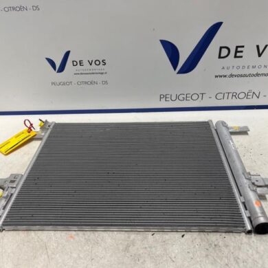 Peugeot 308 1.2 PureTech Hybrid 136 Klimaanlage Kühler HN09 2024 9836551180