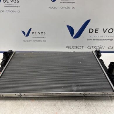 Peugeot 3008 1.2 12V PureTech Hybrid 48V Radiateur HN09 2022 9837999680