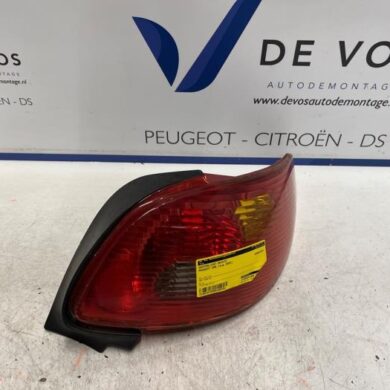 Peugeot 206 1.6 16V Taillight, right 2003 6351S1