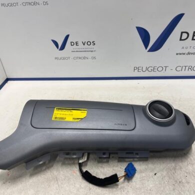 Citroen Berlingo 1.6i Airbag rechts (Dashboard) 2008 8216VS-8217E8