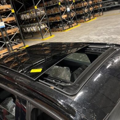 Peugeot 2008  Schuifdak 2024 98502738ZD