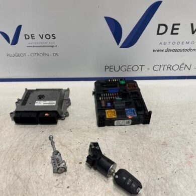 Opel Grandland X 1.2 Turbo 12V Computer Motormanagement HNS-HN05 2023 9851418180-1684495380
