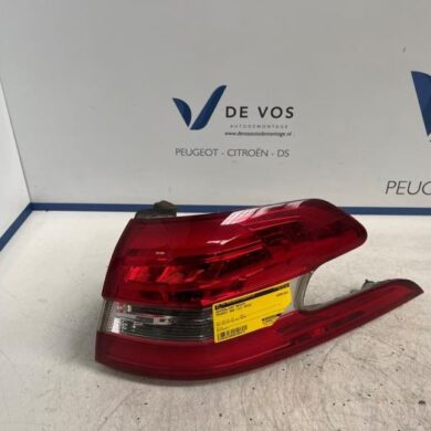 Peugeot 308 1.5 BlueHDi 130 Taillight, right 2019 9678093880