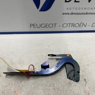 Peugeot 308 2.0 BlueHDi 150 16V Bonnet Hinge 2016 9677784980