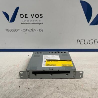 Peugeot 308 1.5 BlueHDi 130 CD Spieler 2019 1629118180-9824971580