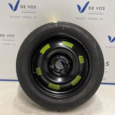 Peugeot 2008 1.6 Blue HDi 100 Velg + Band 2015