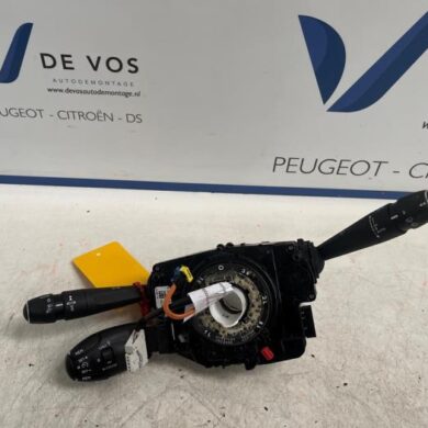 Peugeot 308 1.5 BlueHDi 130 Steering column stalk 2019 98072732ZD