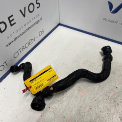 Peugeot 3008 1.6 16V HYbrid 225 Radiateurslang 2024 9822381980