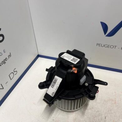 Peugeot 3008 1.2 12V PureTech Hybrid 48V Heizung Belüftungsmotor 2022 1609690180-9849717380