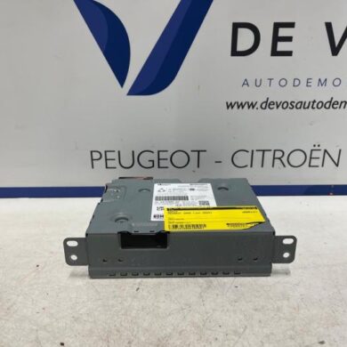 Peugeot 3008 1.6 16V HYbrid 225 Radio 2024 1636284980-9844106080-1688319980