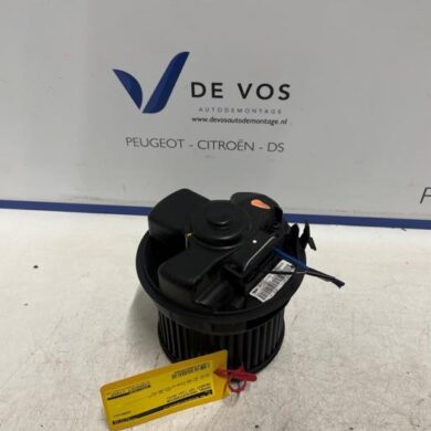 Peugeot 107 1.0 12V Kachel Ventilatiemotor 2013 1608174880