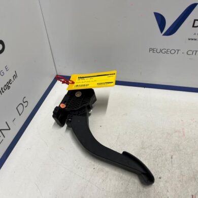 Opel Astra 1.2 Turbo 12V 136 Hybrid Gaspedaal 2023 9845116580