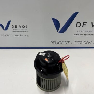 Opel Corsa 1.2 Turbo 12V 100 Heizung Belüftungsmotor 2020 9840566280