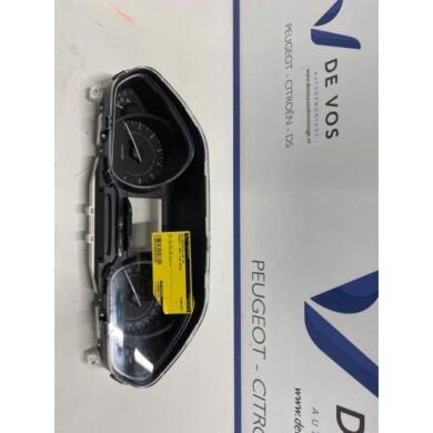 Peugeot 2008 1.2 12V e-THP PureTech 110 Kilometerteller KM 2016 9813869880