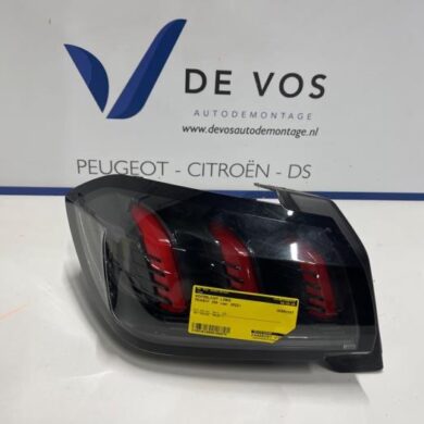 Peugeot 208 1.2 Vti 12V PureTech 130 Achterlicht links 2022 9823216880