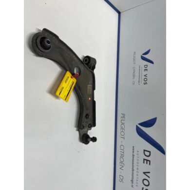 Citroen C5 Aircross 1.5 Blue HDi 130 16V Front wishbone, right 2022 9816865480-9846329080