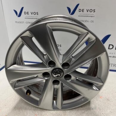 Opel Grandland X 1.2 Turbo 12V Wheel 2018 YP00064180