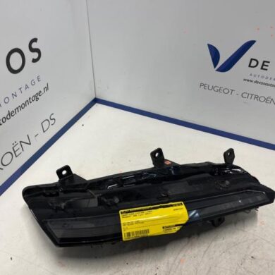 Peugeot 308 1.5 Blue HDi 130 16V Dagrijverlichting links 2021 9835230980