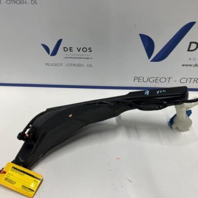 Peugeot 308 1.5 Blue HDi 130 16V Front windscreen washer reservoir 2021 9843214980
