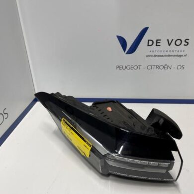 Peugeot 408 1.2 Hybrid 136 Taillight, left 2022 9835299480