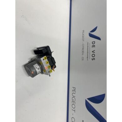 Opel Grandland X 1.2 Turbo 12V Hybrid ABS pump HN09 2023 9852199980