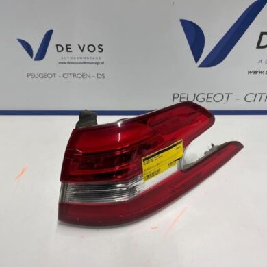 Peugeot 308 1.5 BlueHDi 100 Taillight, right 2020 9678093880