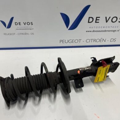 Opel Corsa 1.2 Turbo 12V 100 Stoßdämpferstrebe links vorne 2020 9837413780