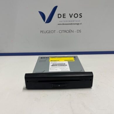 Peugeot 2008 1.2 12V e-THP PureTech 110 CD Speler 2016 1629082680-1613224780-98105176ZD