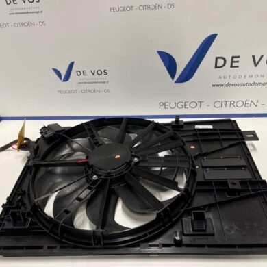 Peugeot 308 1.5 Blue HDi 130 16V Cooling fan housing 2021 9836058380