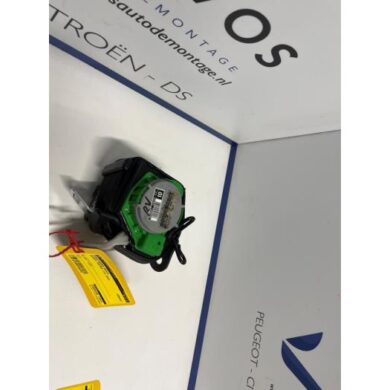 Peugeot Partner 1.6 VTI 120 16V Phase 1 Seatbelt tensioner, right 2010 8975V4