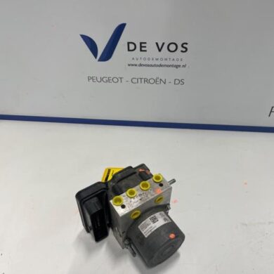 Peugeot 308 1.5 BlueHDi 100 ABS Pomp YHY-YH01 2020 9836917580