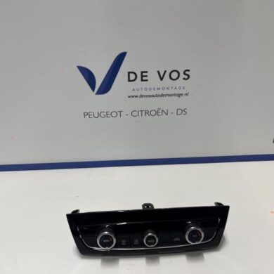 Opel Corsa 1.2 Turbo 12V 100 Heater control panel 2020 9831889280