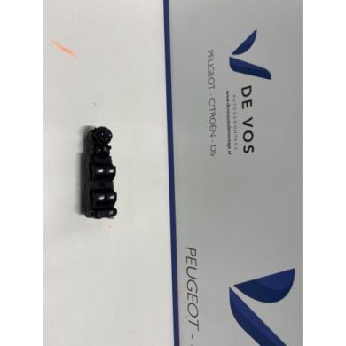 Peugeot 308 1.5 BlueHDi 100 Multi-functional window switch 2020 98319761ZD