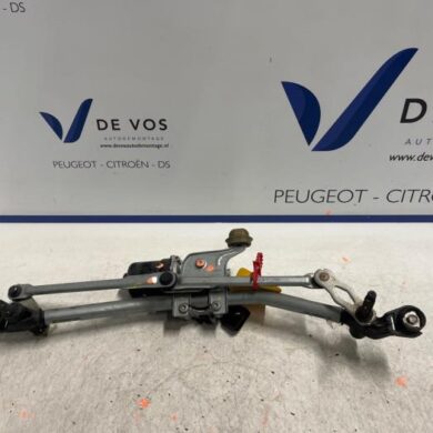 Peugeot 2008 1.5 BlueHDi 130 Scheibenwischermotor vorne 2021 9824784980