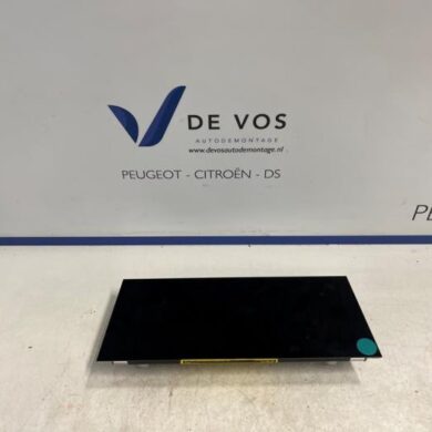 Peugeot 308 1.2 PureTech Hybrid 136 Display Interieur HN09 2023 9837654580