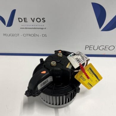 Peugeot Partner 1.6 VTI 120 16V Phase 1 Heating and ventilation fan motor 2010 6441CG