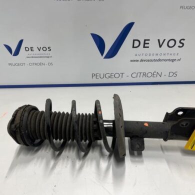 Peugeot 308 1.5 BlueHDi 100 Front shock absorber rod, right 2020 168565580