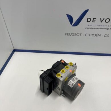 Peugeot 308 1.5 Blue HDi 130 16V ABS Pomp YHZ-YH01 2021 1647877780-1647878780