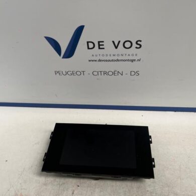 Peugeot 308 1.5 BlueHDi 130 Interior display YHZ-YH01 2019 9836623980-9828476980