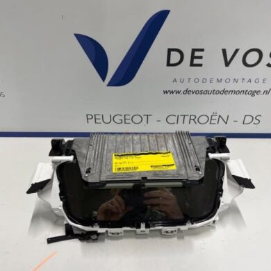 Peugeot 308 1.2 PureTech Hybrid 136 Kilometerteller KM 2023 9835755980