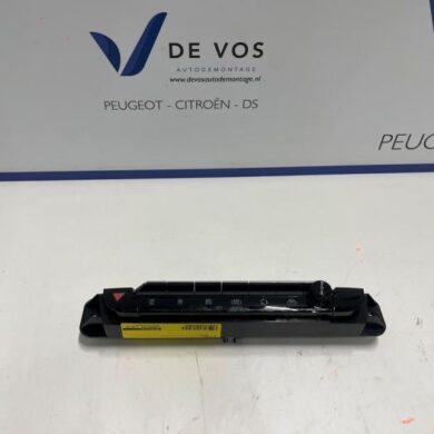 Citroen C5 Aircross 1.5 Blue HDi 130 16V Heater control panel 2022 98280181XU