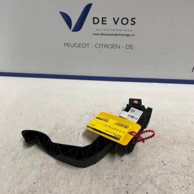 Peugeot 2008 1.5 BlueHDi 130 Gaspedaal 2021 9837891880