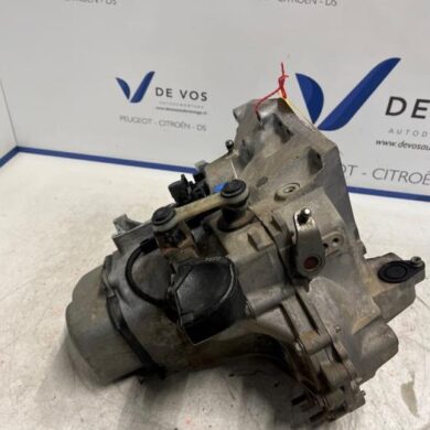 Peugeot 208 1.2 Vti 12V PureTech Versnellingsbak HM05-HMR 2019 9820609080-1619229980 20A704