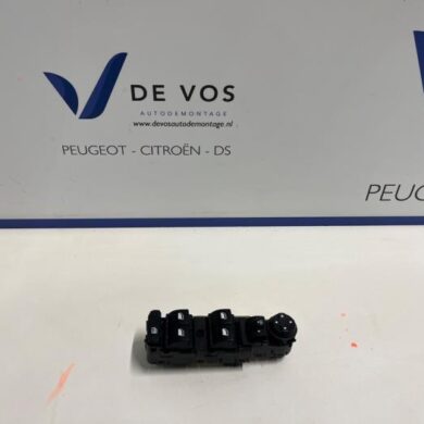 Opel Grandland X 1.2 Turbo 12V Multi-functional window switch 2020 98319739ZD