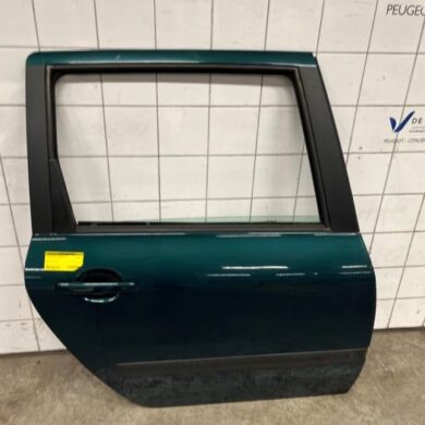 Peugeot 307 2.0 16V Rear door 4-door, right 2004 9008H7